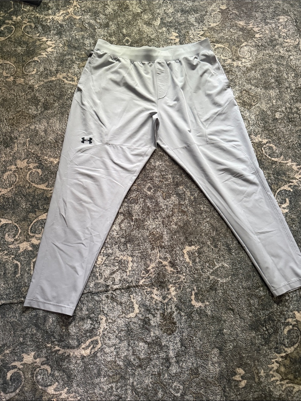 Under Armour Men's Light Gray Athletic Joggers